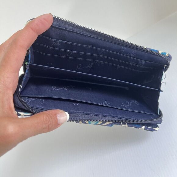 VERA BRADLEY Turnlock Wallet RIFD Pattern Blue Ink Zip Around Large Quilted - Picture 8 of 13